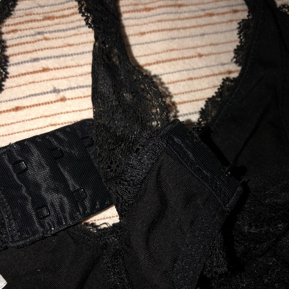 Bralettes - Picture 6 of 7